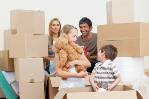 Commercial packing service for offices and businesses in Elephant and Castle